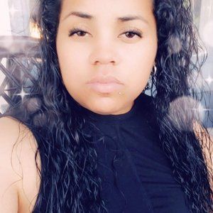 Meet your Posher, Eva